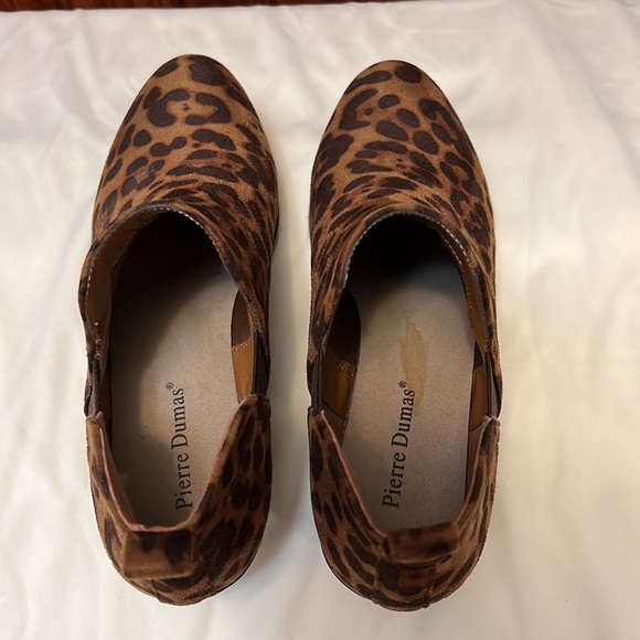 Pierre Dumas Animal Print Booties - Picture 6 of 7